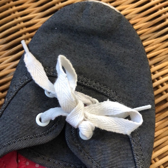 Women’s Roxy Shoes - Picture 3 of 6